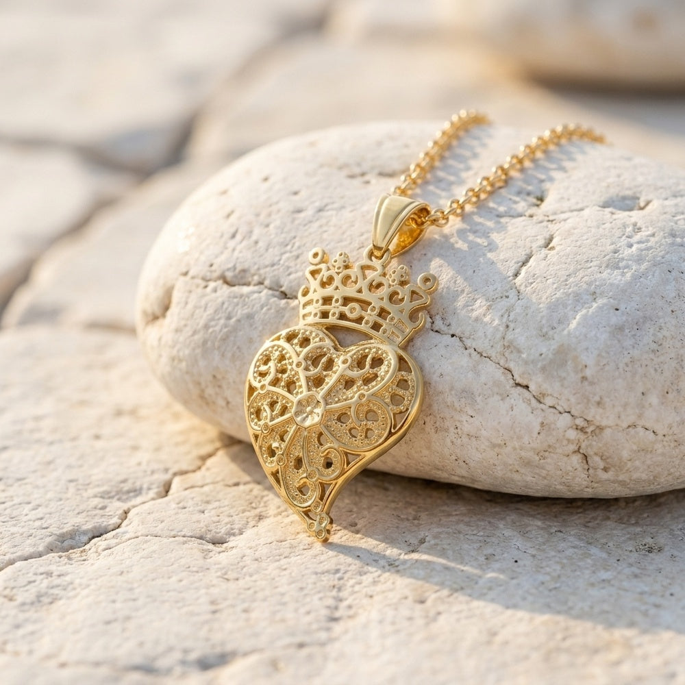 COLLIER REINE COEUR VIANA