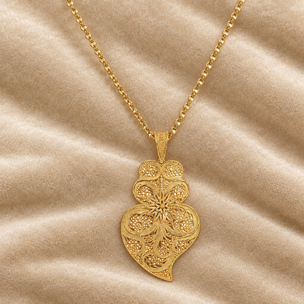 COLLIER CORACAO VIANA